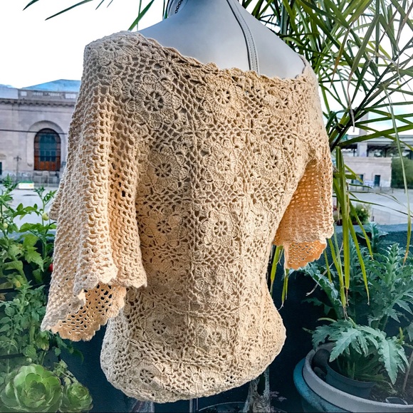 DONATED-Hippie chic crotchet top - Picture 5 of 7